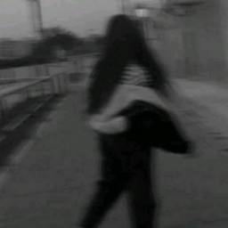 عکس کاربر - 검은색