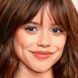 عکس کاربر - JENNAORTEGA
