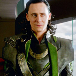 عکس کاربر - LOKI