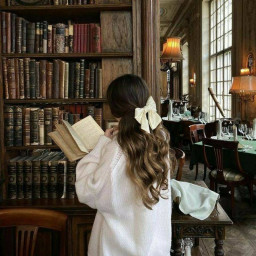 عکس کاربر - Book Girl🧸