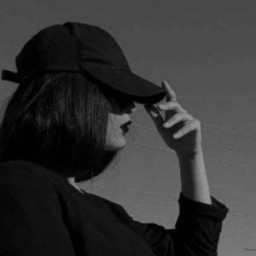 عکس کاربر - HlLDA