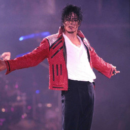 عکس کاربر - {Michael Jackson}
