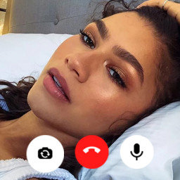 دانلود Zendaya Fake Chat & Video Call