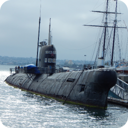 دانلود Submarines