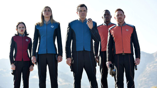 سریال اورویل - فصل ۱ - قسمت ۱۲ - دیوانه ستایش (قسمت آخر)