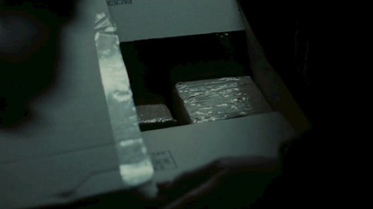 سریال جاسوس - فصل ۱ - قسمت ۵ - عمیق‌ تر به درون کشیده شد