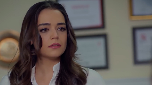 سریال غنچه‌های زخمی - فصل ۱ - قسمت ۸۳