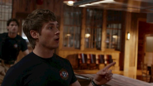 سریال ۱-۱-۹: نشویل - فصل ۱ - قسمت ۲ - آتش و آب پرخطر