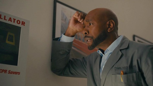 سریال واتسون - فصل ۱ - قسمت ۶ - تحقیق در مورد دختر دوربین دار