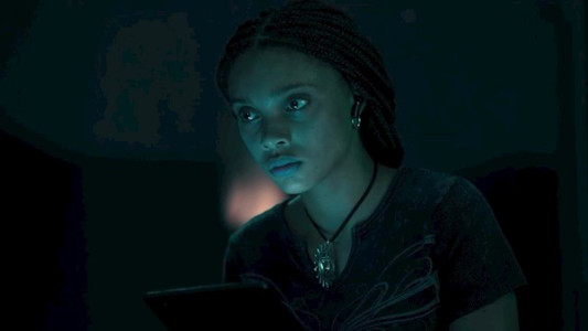 سریال ماجرای آیریس - فصل ۱ - قسمت ۴ - برخورد دهنده