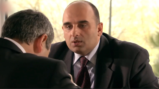 سریال فاطماگل - فصل ۱ - قسمت ۶۰