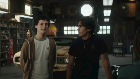 سریال عشق ماشین ها - فصل ۱ - قسمت ۸ - سیم‌ کشی امید