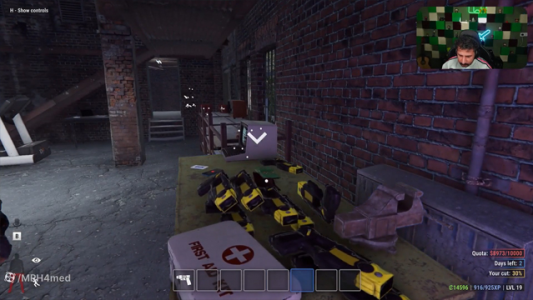  استریم انواع بازی - دایی حامد - فصل ۱ - همراه پاتریک رفتیم از خونه‌های مردم دزدی کردیم ۷