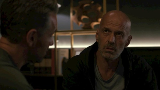 سریال ان سی آی اس: تونی و زیوا - فصل ۱ - قسمت ۷ - آینه تاریک