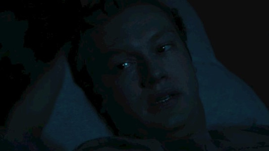 سریال مرداف: مرگی در خانواده - فصل ۱ - قسمت ۸ - مرد درون شیشه (قسمت آخر)