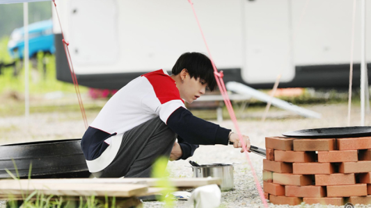 سریال بی‌‌تی‌‌اس در جنگل - فصل ۱ - قسمت ۳ - خاطراتِ یک روز بارانی