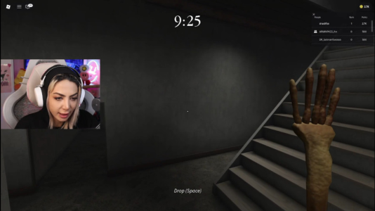  استریم روبلاکس: گرنی - شادی فاکس - فصل ۱ - نمی‌تونی باور کنی!