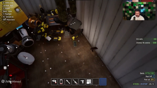  استریم انواع بازی - دایی حامد - فصل ۱ - همراه پاتریک رفتیم از خونه های مردم دزدی کردیم