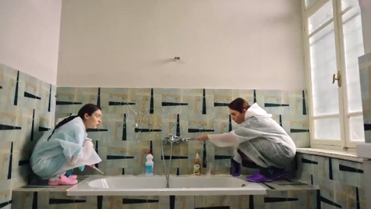 سریال آپارتمان بی‌‌گناهان - فصل ۱ - قسمت ۶