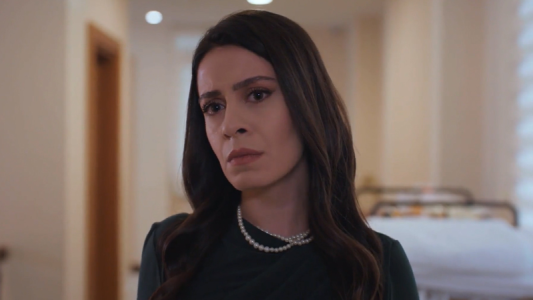 سریال عشق بی حد و مرز - فصل ۱ - قسمت ۳۸