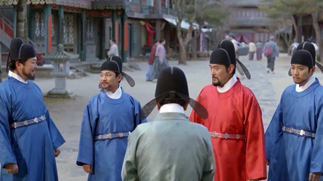 ۵-سکانسی از سریال امپراطور اشک‌ها، لی بانگ وون