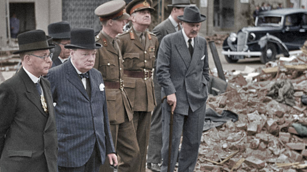 ۲-سکانسی از سریال جنگ جهانی دوم: بزرگترین رویدادهای جنگ جهانی دوم به صورت رنگی