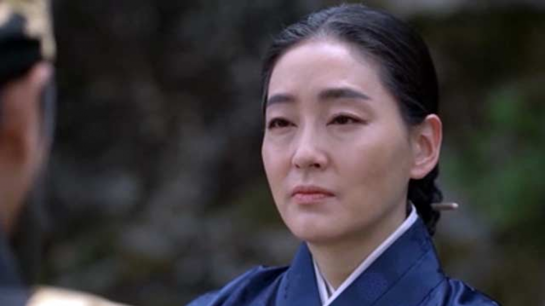 ۱۵-سکانسی از سریال امپراطور اشک‌ها، لی بانگ وون