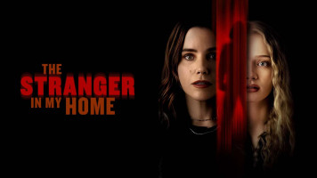 پوستر غریبه‌ ای در خانه ‌ی من