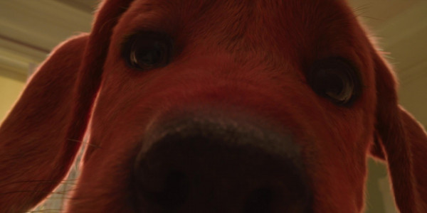 ۴-سکانسی از فیلم کلیفورد سگ بزرگ قرمز