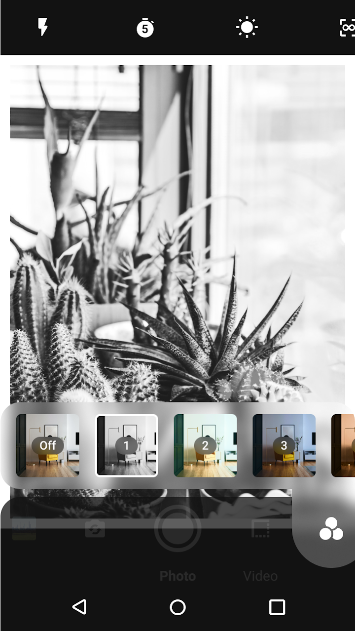 اسکرین شات 2 برنامه Zoom Camera