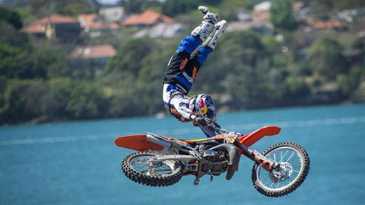 اسکرین شات 1 برنامه Dirt Bike Stunt Wallpaper