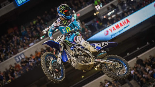 اسکرین شات 5 برنامه Dirt Bike Stunt Wallpaper