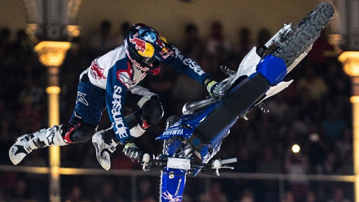 اسکرین شات 2 برنامه Dirt Bike Stunt Wallpaper