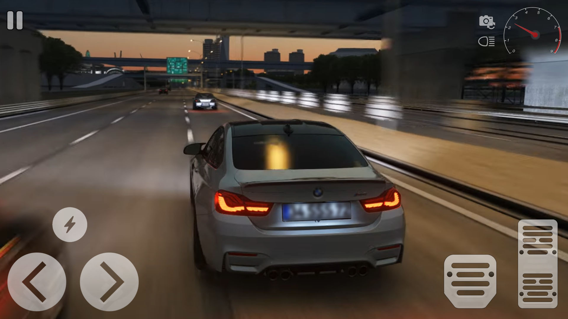 اسکرین شات 2 بازی M7 Driving And Race
