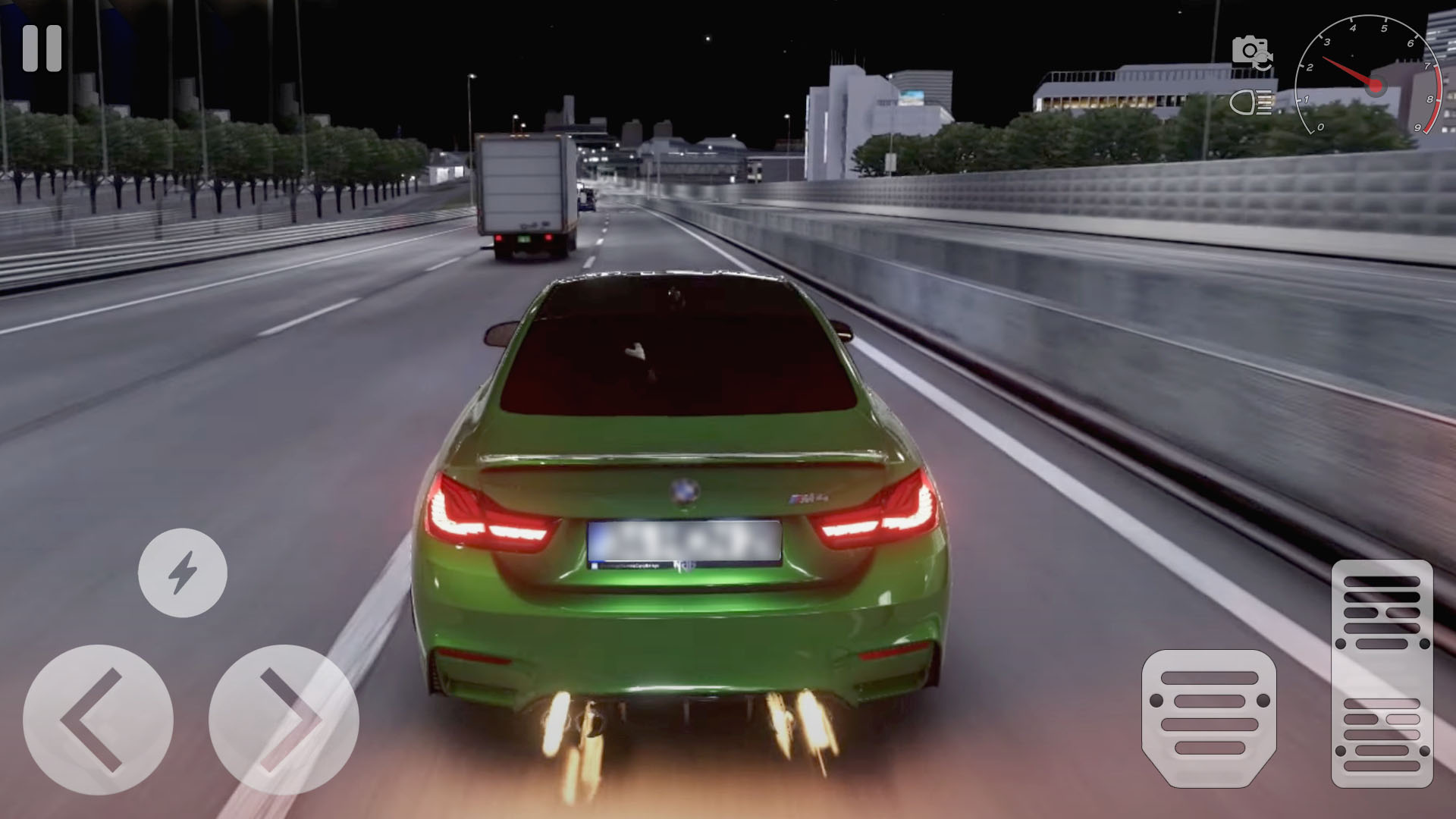 اسکرین شات 1 بازی M7 Driving And Race