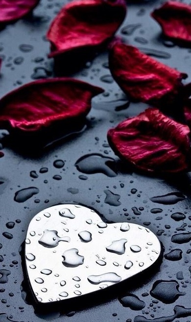 اسکرین شات 1 برنامه Heart Wallpapers