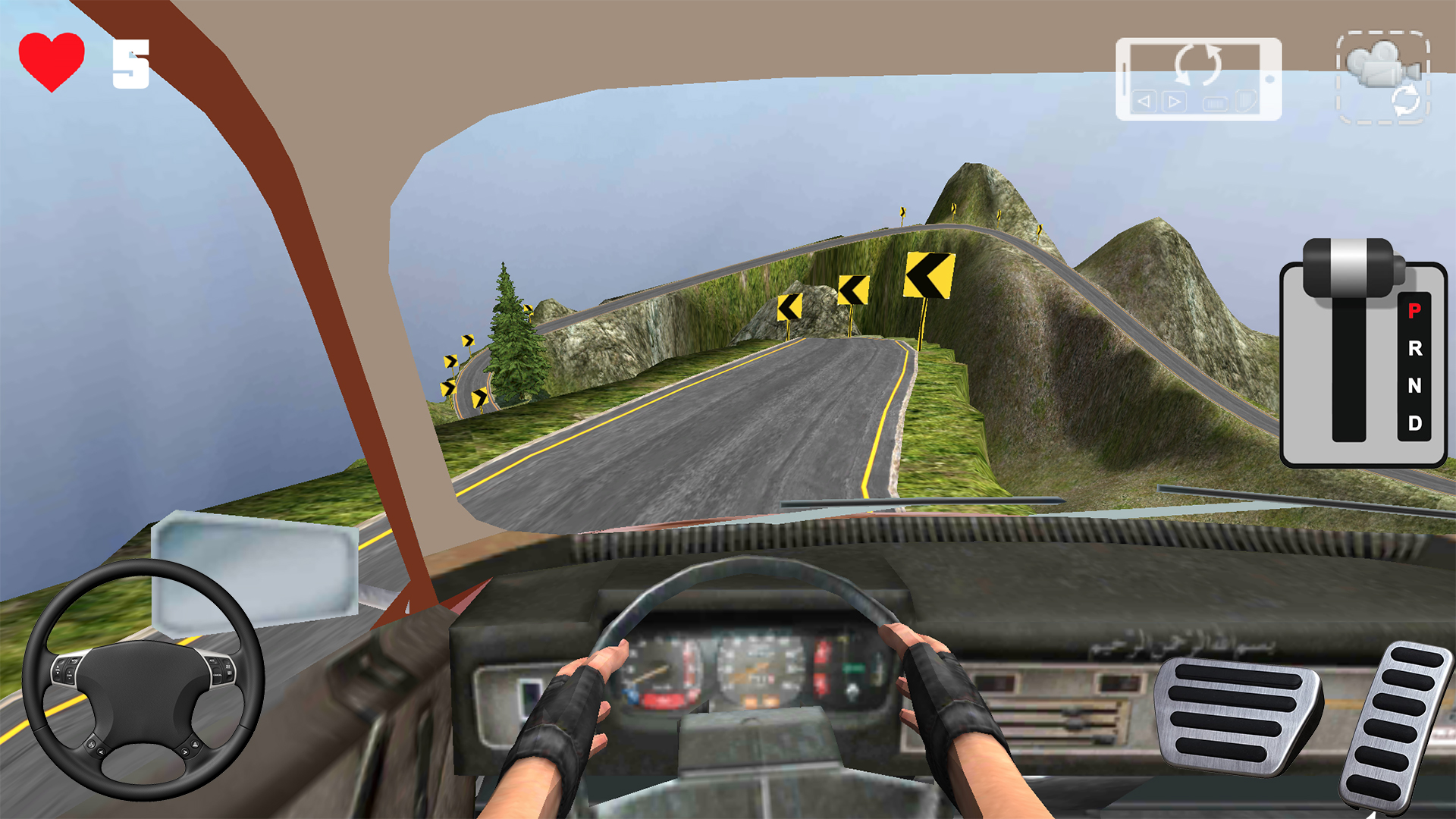 اسکرین شات 3 بازی Mountain Car Driving Game
