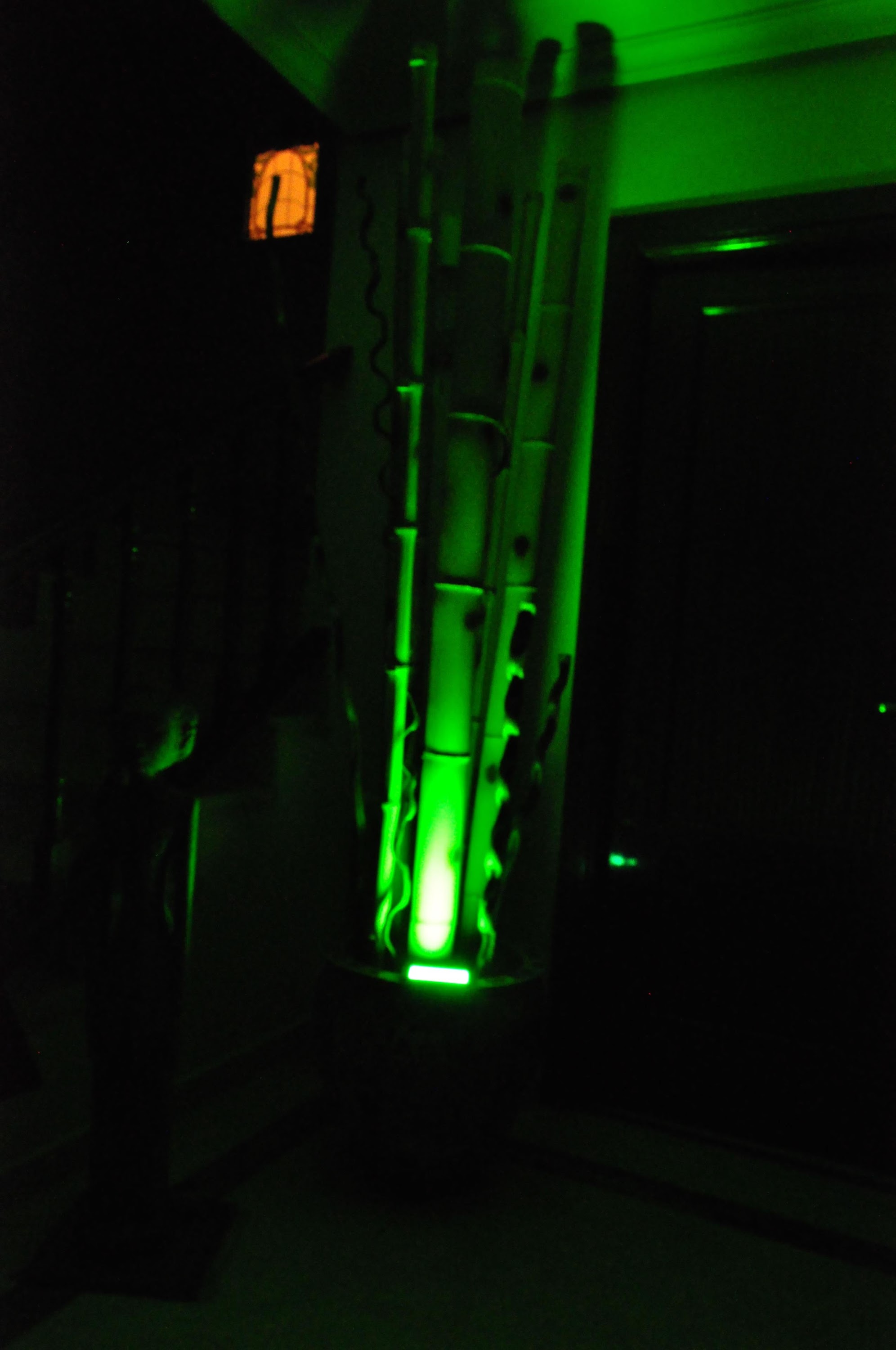 اسکرین شات 2 برنامه Night Lamp