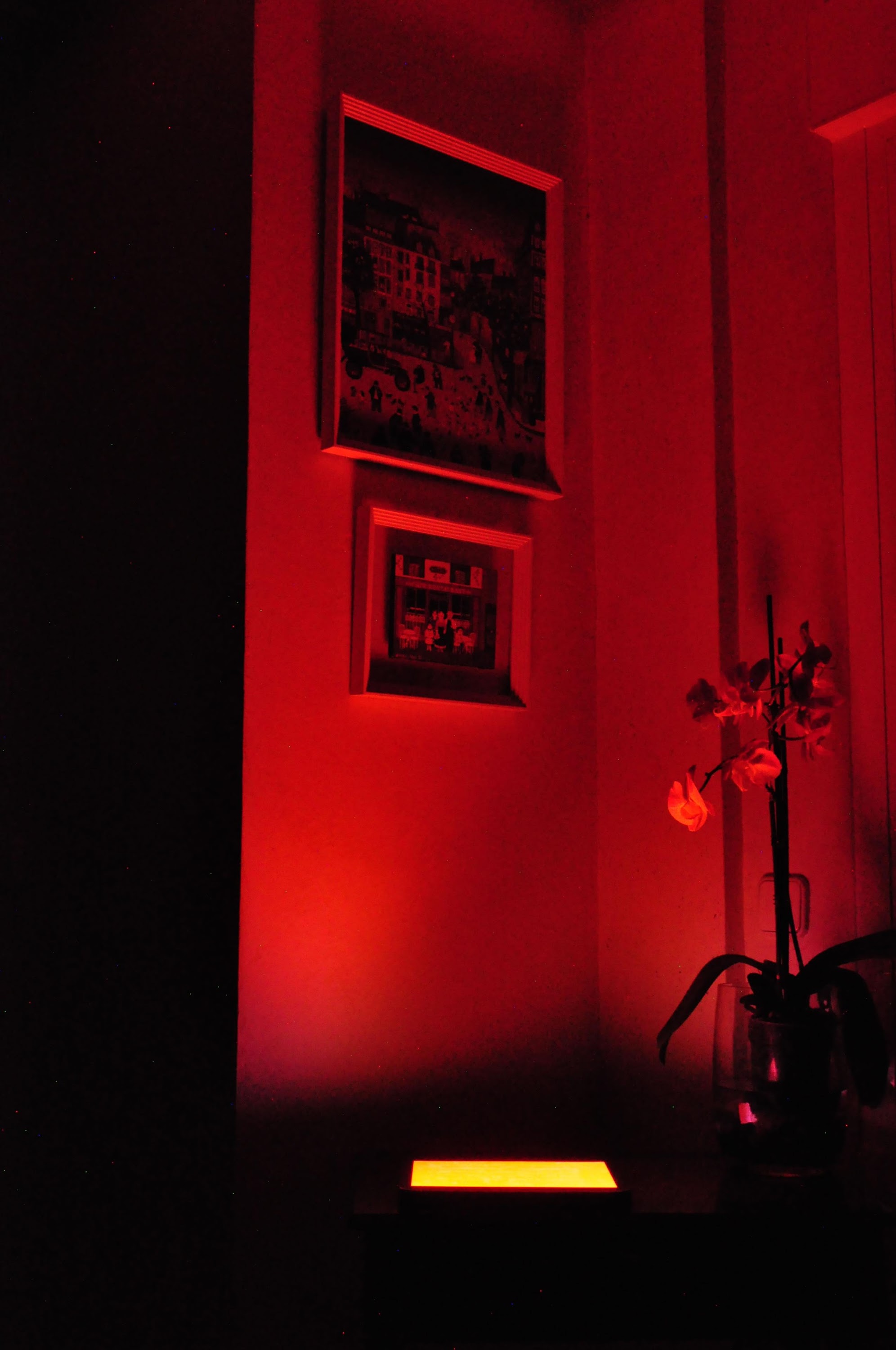 اسکرین شات 4 برنامه Night Lamp