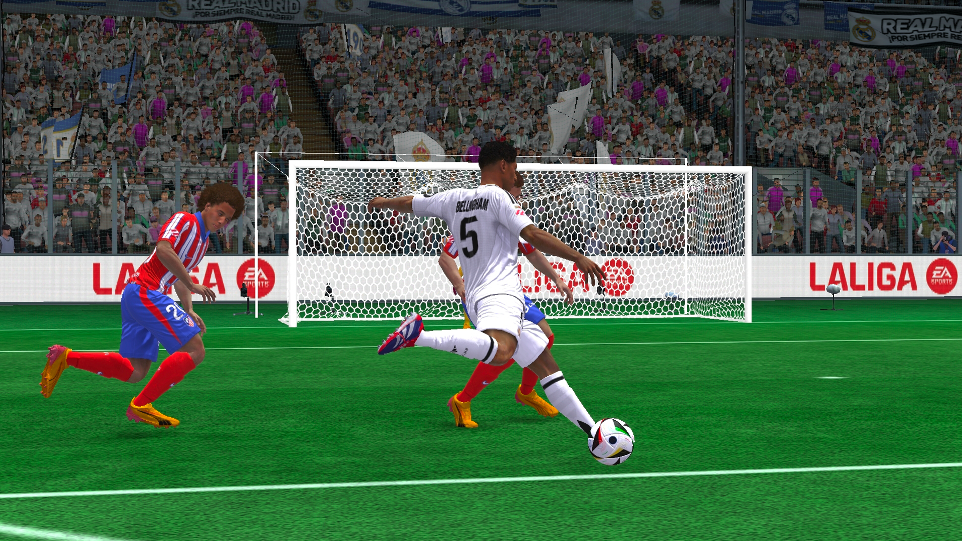 اسکرین شات 8 بازی فیفا موبایل | FIFA Mobile