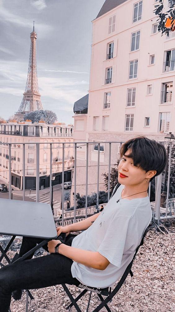 اسکرین شات 3 برنامه BTS Jimin Wallpaper Kpop HD 4K