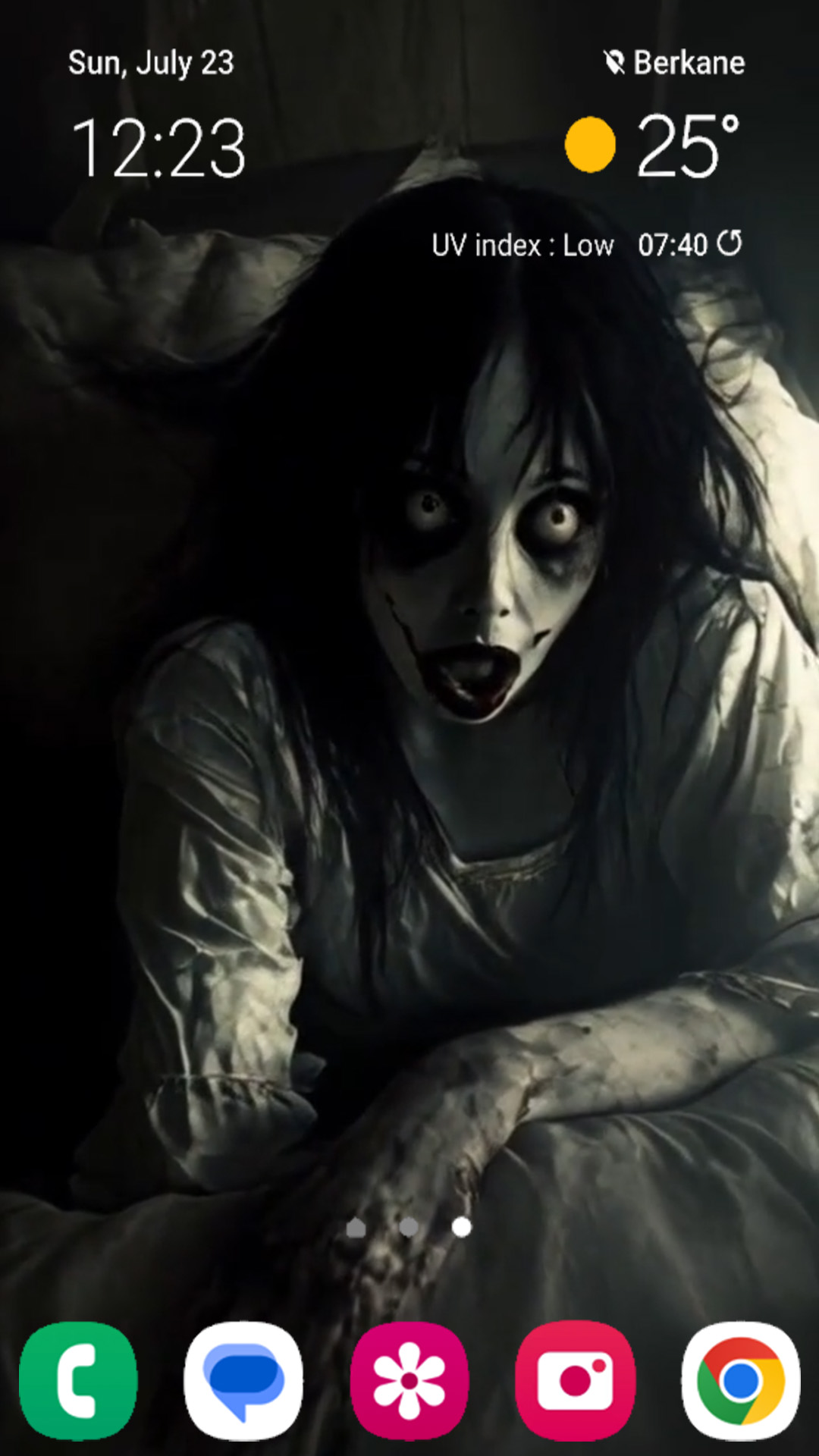 اسکرین شات 4 برنامه Scary Wallpaper (Offline)