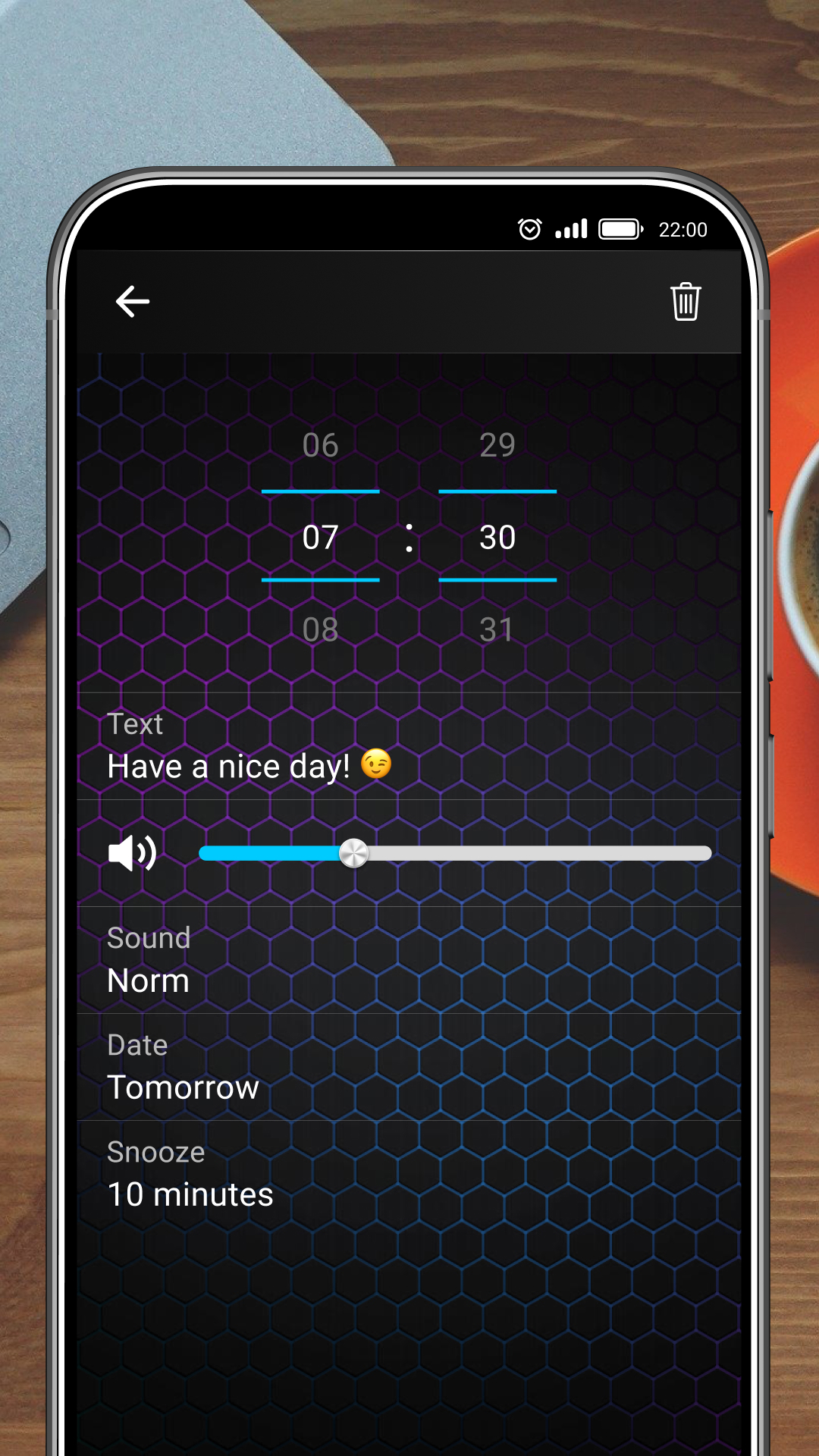 اسکرین شات 3 برنامه Alarm Clock