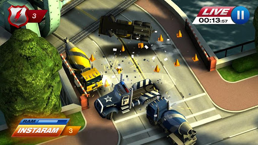اسکرین شات 2 بازی Smash Cops Heat