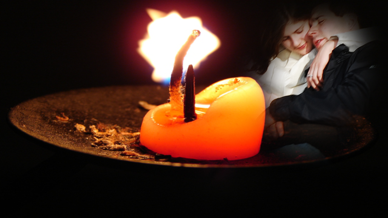 اسکرین شات 5 برنامه candle flame light photo frame