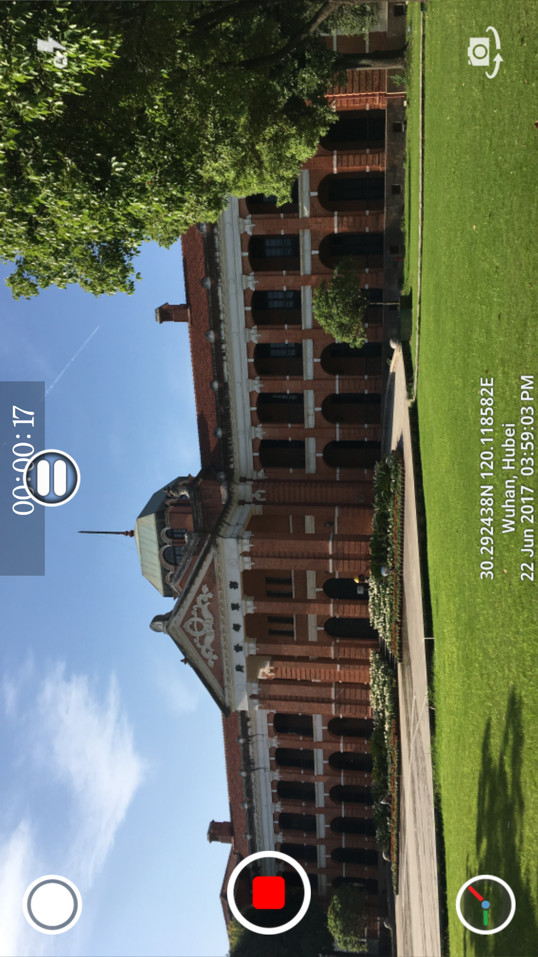 اسکرین شات 2 برنامه Timestamp Camera