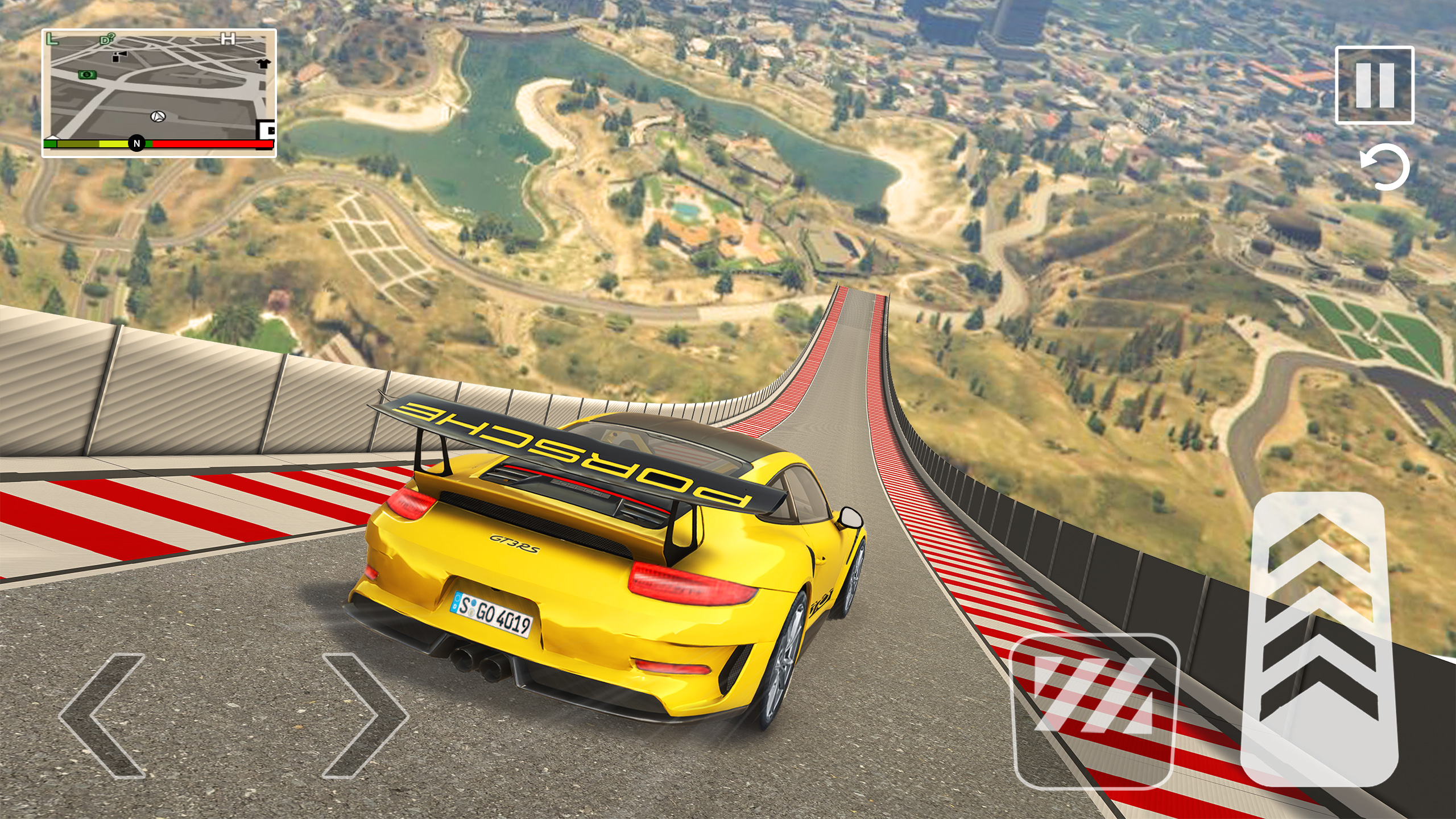 اسکرین شات 2 برنامه GT Car Stunts - Car Games