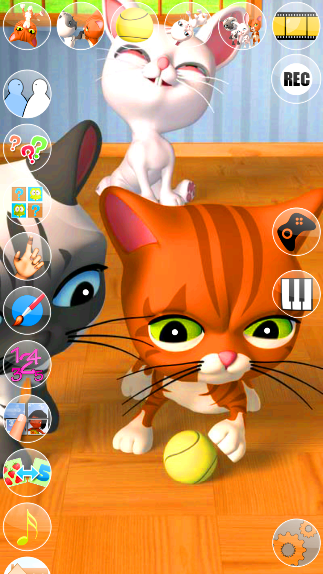 اسکرین شات 6 برنامه Talking 3 Friends Cats & Bunny