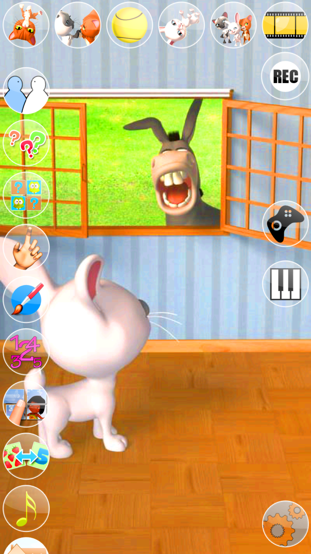اسکرین شات 7 برنامه Talking 3 Friends Cats & Bunny