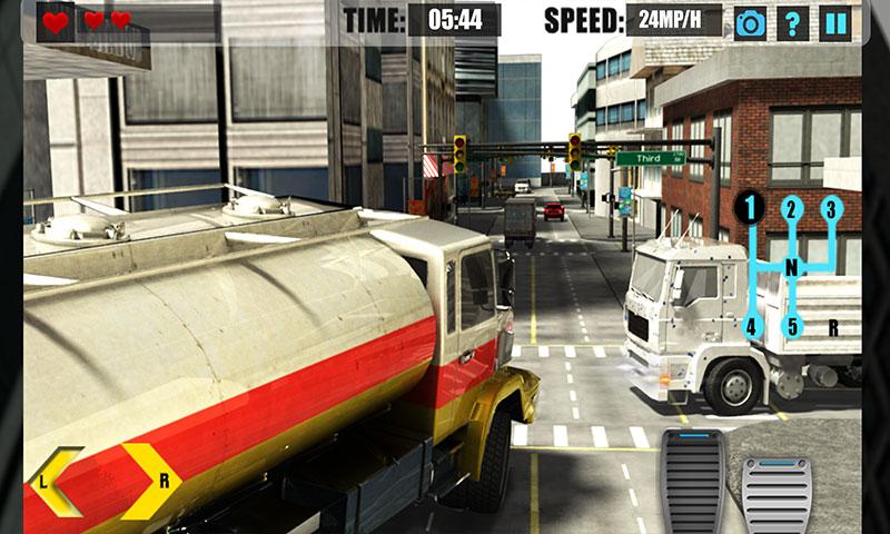 اسکرین شات 2 بازی Oil Tanker: Truck Games